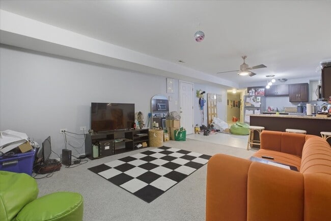 Photo - 4423 S Prairie Ave Unit GARDEN