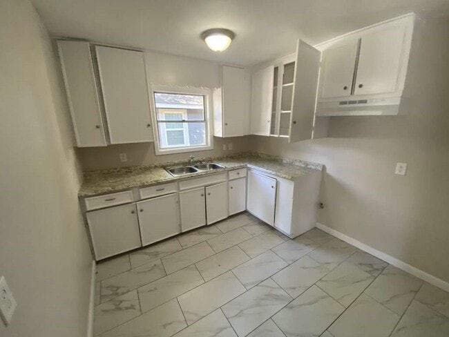 Photo - 3029 Nita St