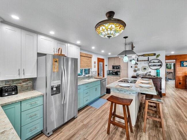 Photo - Oceanfront Estate: The Honolii Hale