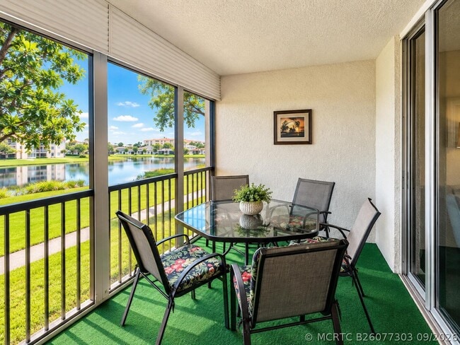 6675 S Oriole Blvd Unit 205