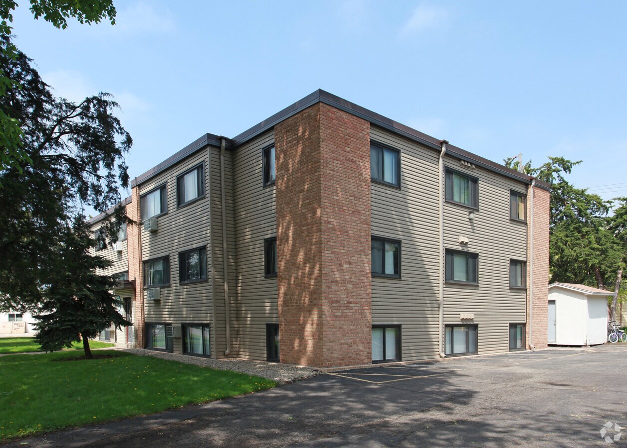 Loon Apartments - Loon Apartments