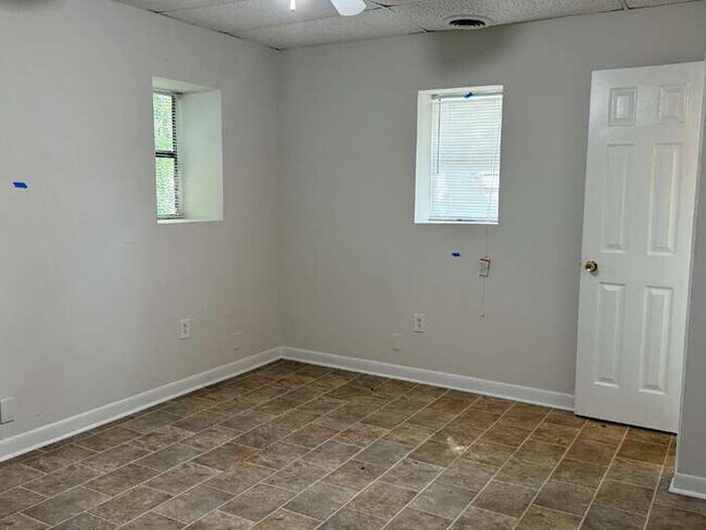 Photo - 8439 Lake Dr