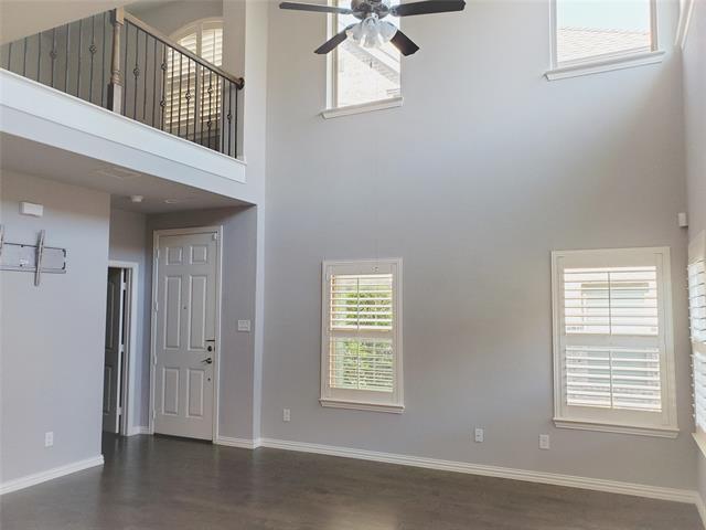 Photo - 920 Brookville Ct