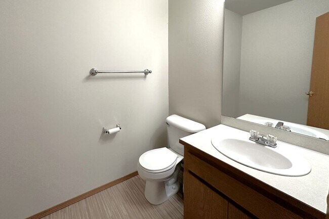 Photo - 5706 141st St SW Unidad #A