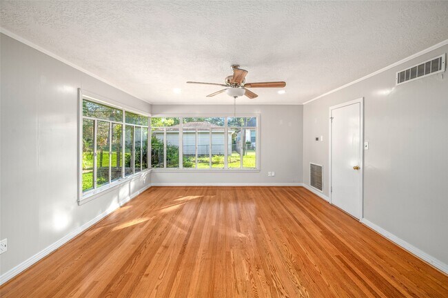 Photo - 3107 Prescott St