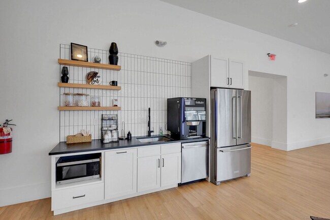 Photo - 280 Salmon Brook St Unidad 2A101