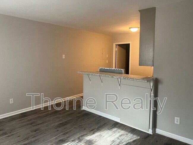 Photo - 308 Myrtle Ave
