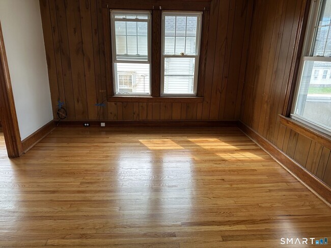 82 Lorenzo St Unit 2nd floor