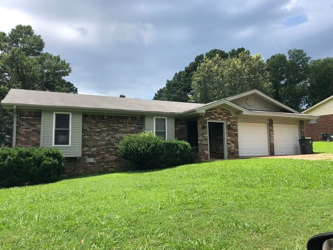 Photo - Charming 3-Bedroom Home in a Great Searcy Location!