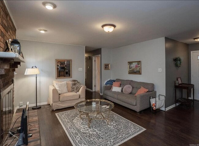 Photo - 4542 Edgemere Rd