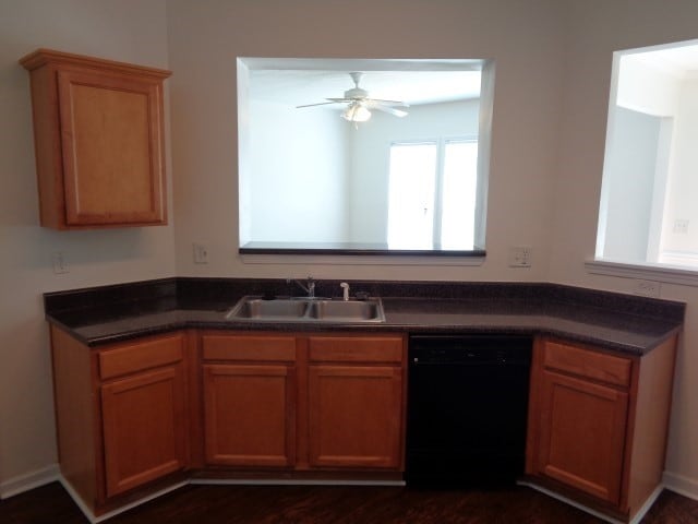 Photo - 4305 Windale Dr NW