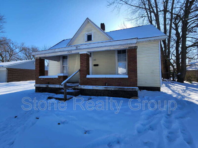 Building Photo - 1515 Chase St