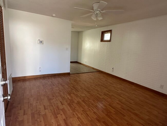 Photo - 106 Spring St