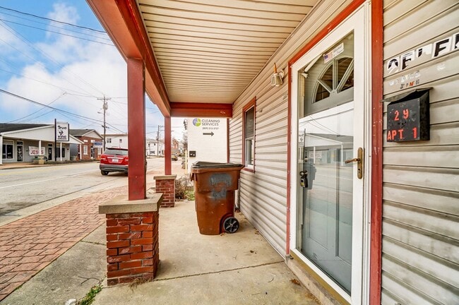 Photo - 29 N Main St Unidad 1