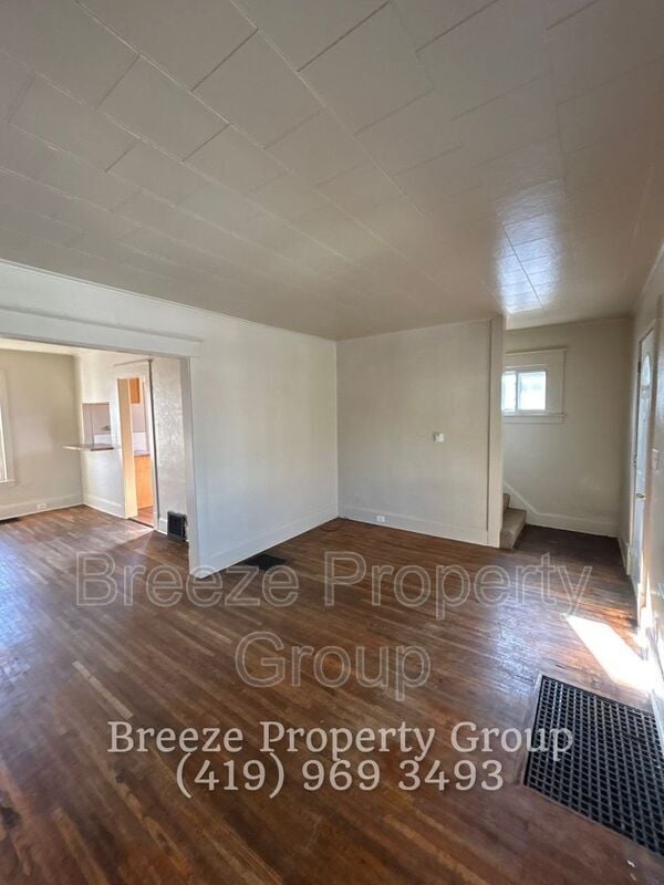 Photo - 1537 Remington St