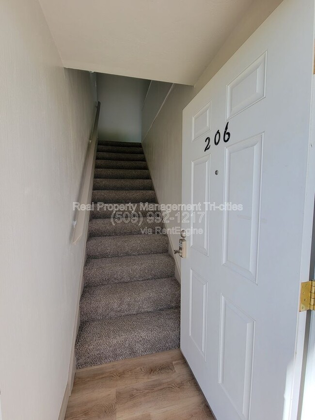 Photo - 1817 Cartmell St Unit 206