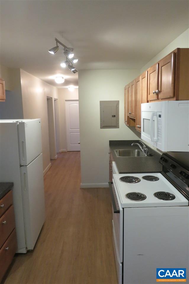 1800 Jefferson Park Ave Condo Unit 17 Condo for Rent in