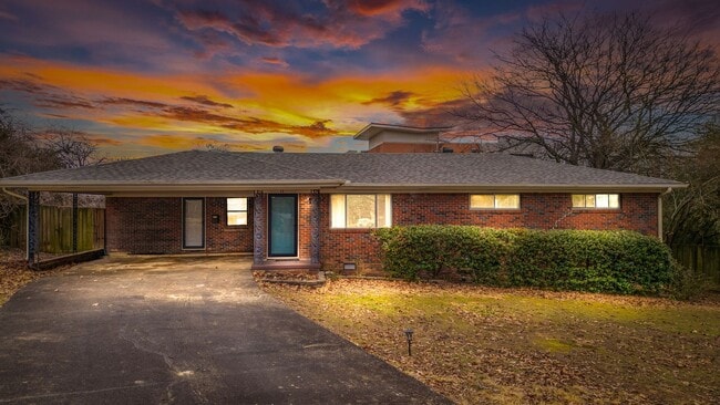 Building Photo - Updated 3BR/2BA Brick Home with Hardwood Floors & Large Yard