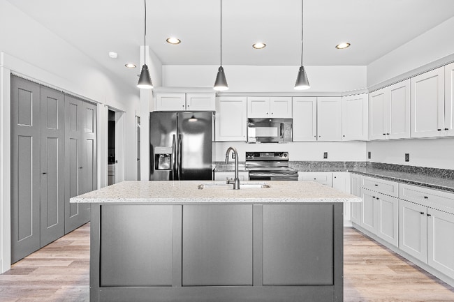 Photo - 205 Fletching Way