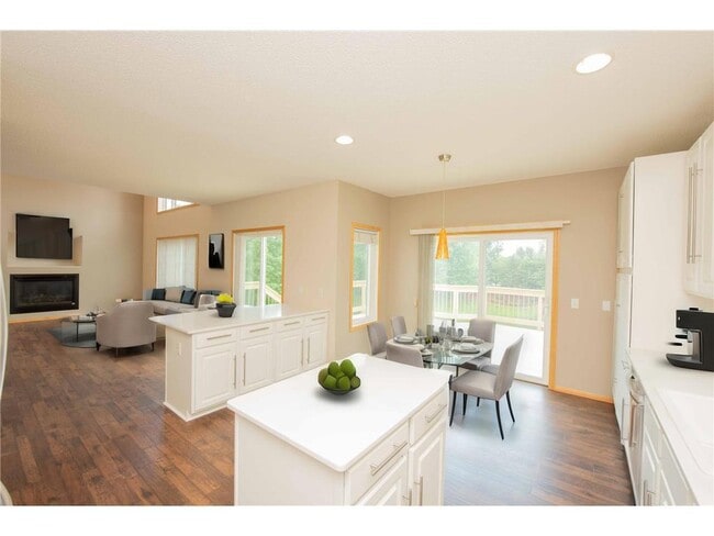 Photo - 9801 78th St S