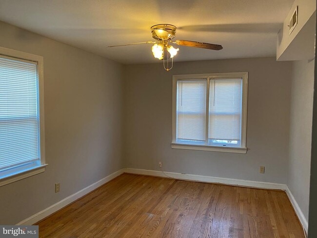 Photo - 4236 Benning Rd NE Unit 302