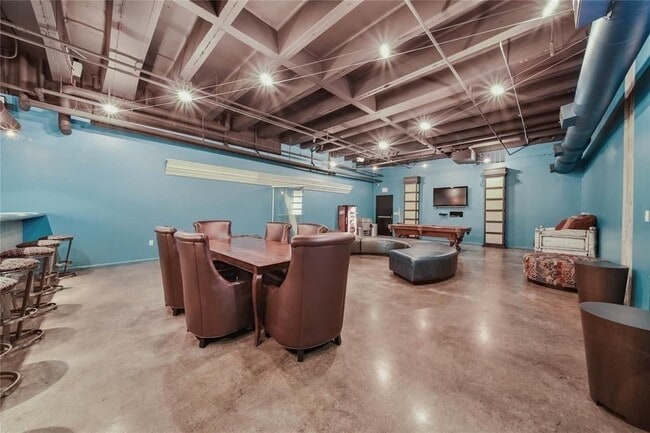 Photo - 705 Main St Unidad 610