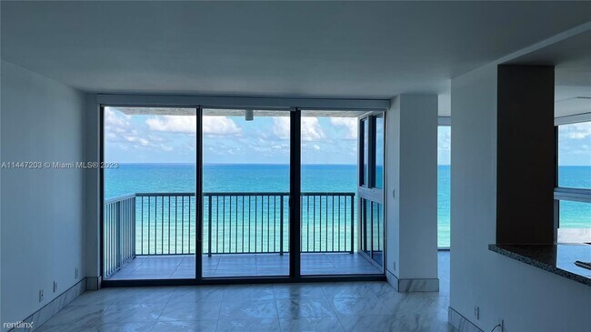 Photo - 2 br, 2 bath Condo - 2655 Collins Ave Apt ... Unidad Apt 1612