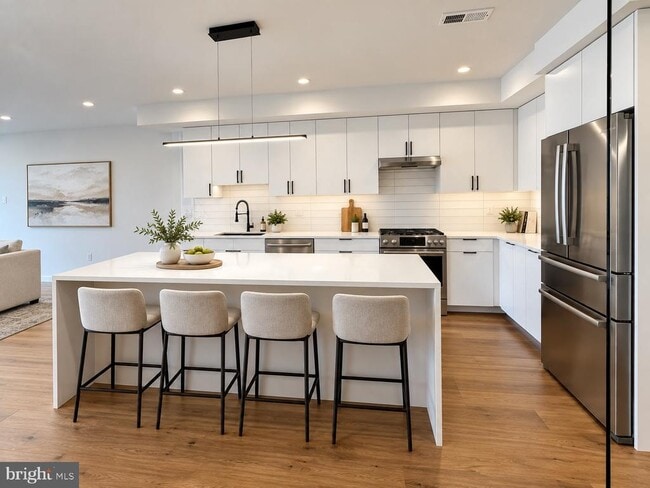 3810 13th St NW Unidad 2