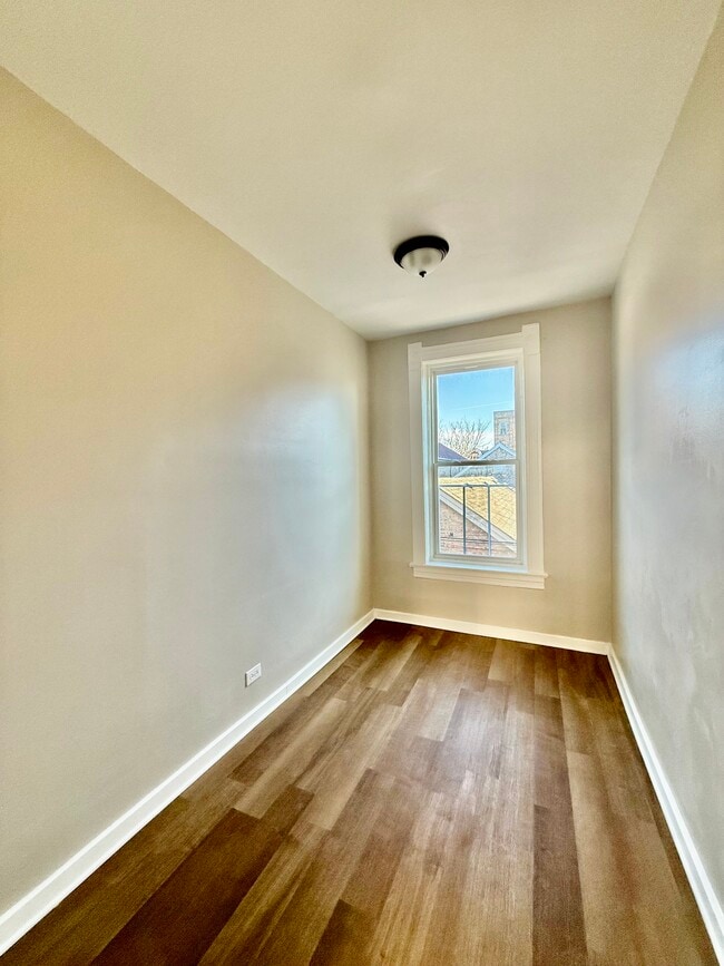 Photo - 1529 W 18th St Unit 2R