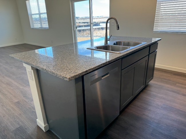 Photo - 6054 Holstein Dr