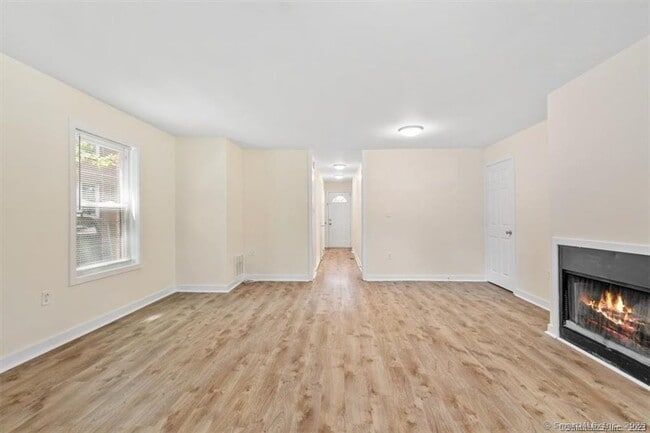 Photo - 86 Howe St Unit A