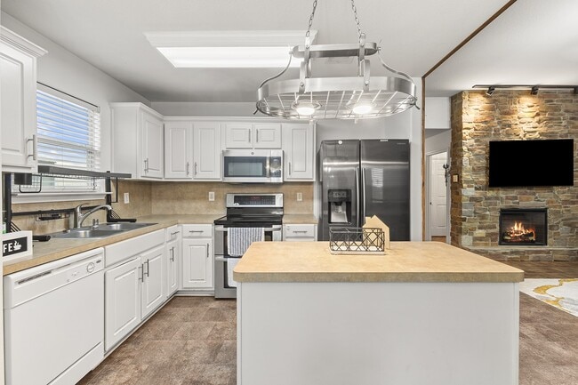 Photo - 7115 Northchase Ln