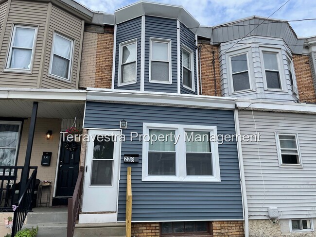 Beautiful 3 Bed/1 Bath House in Gloucester... - Beautiful 3 Bed/1 Bath House in Gloucester...