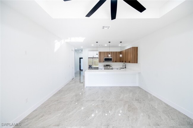 Photo - 926-926 Countess Ave