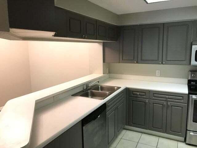 Photo - 3023 Alcazar Pl Unit 202