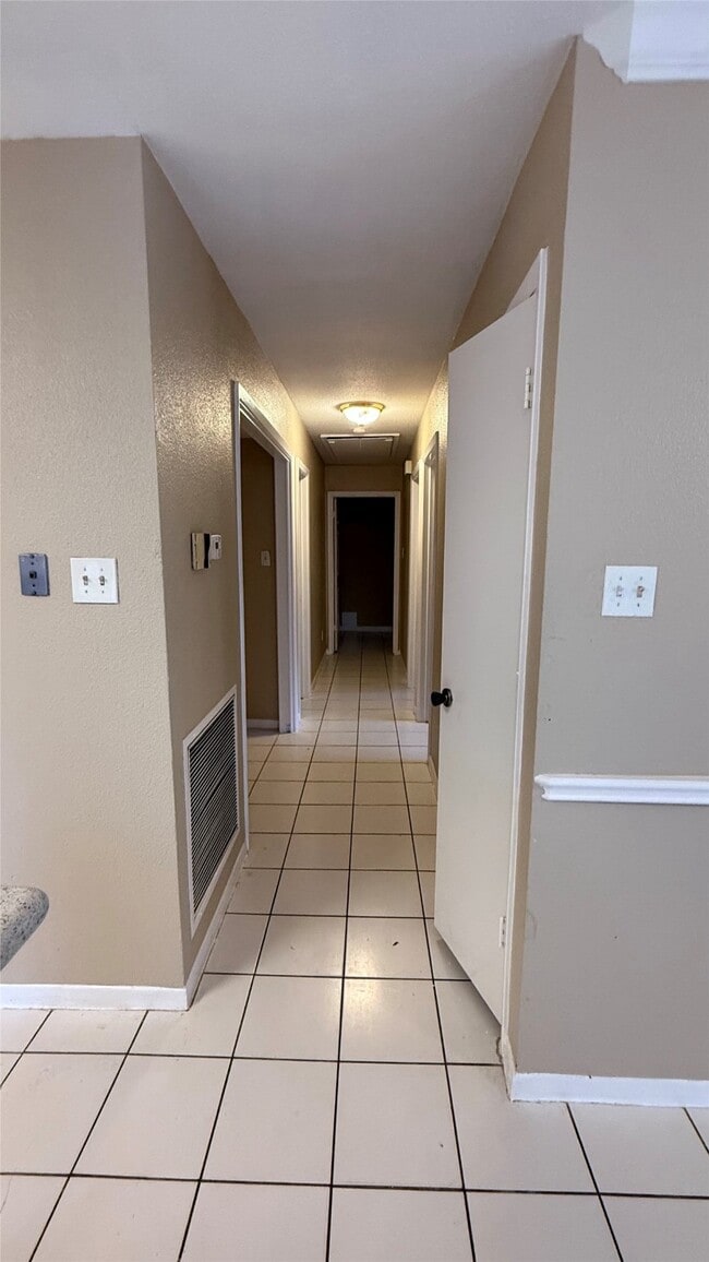 Building Photo - 4106 Boone Rd Rental