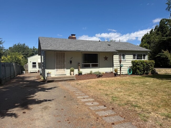 Building Photo - 1280 L St