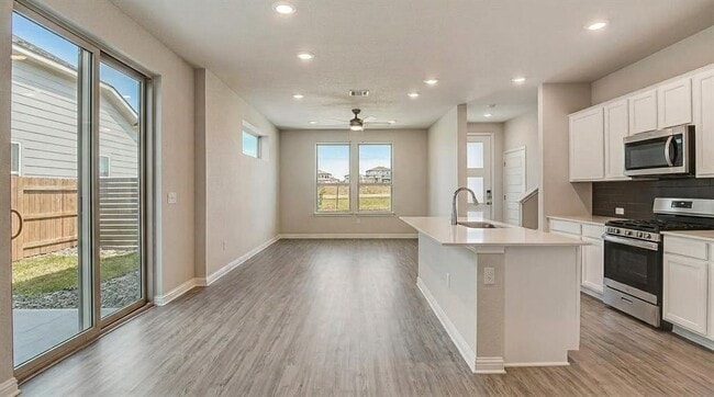 Photo - 8311 Springsteen Dr Unit 318