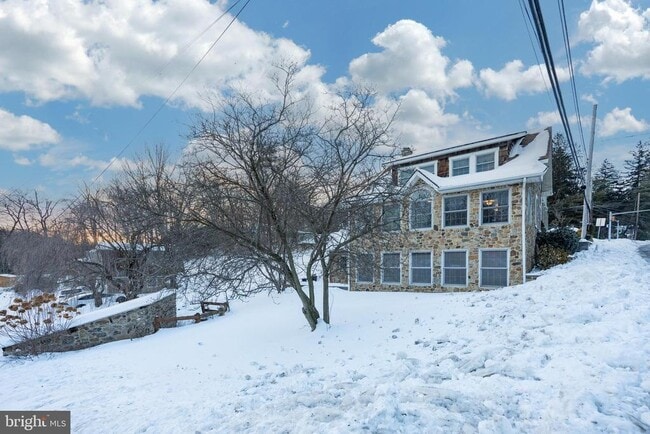 Building Photo - 2568 Pike Ave