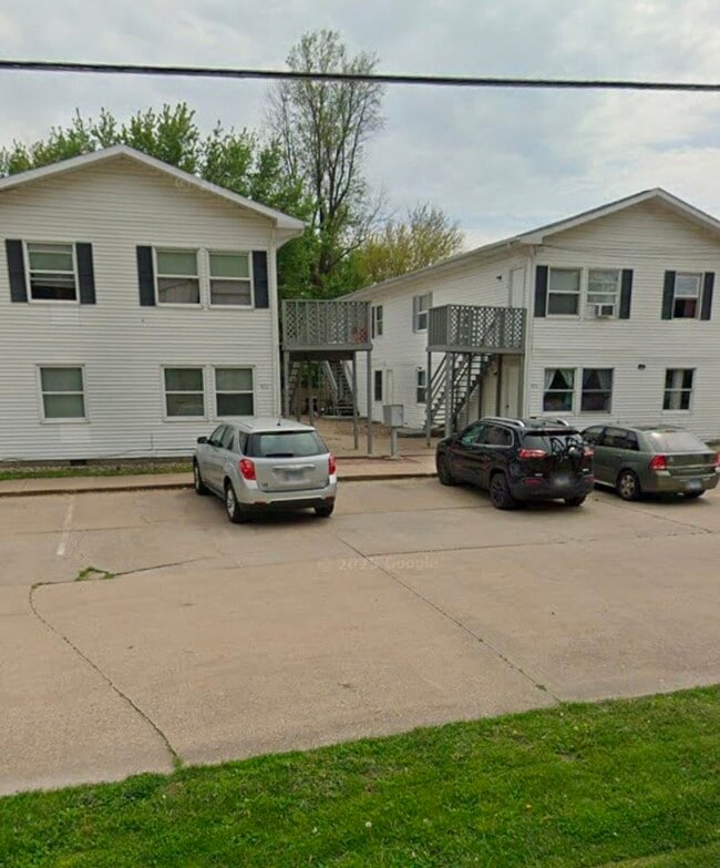 Building Photo - Roosevelt Unit 6