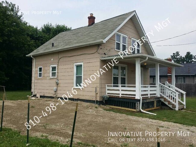 Photo - 3012 S Grand Traverse St