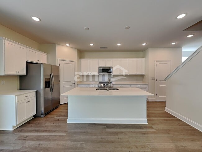 Photo - 6059 Rosemore Ln