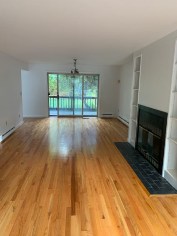 Building Photo - 345 Camp St Rental