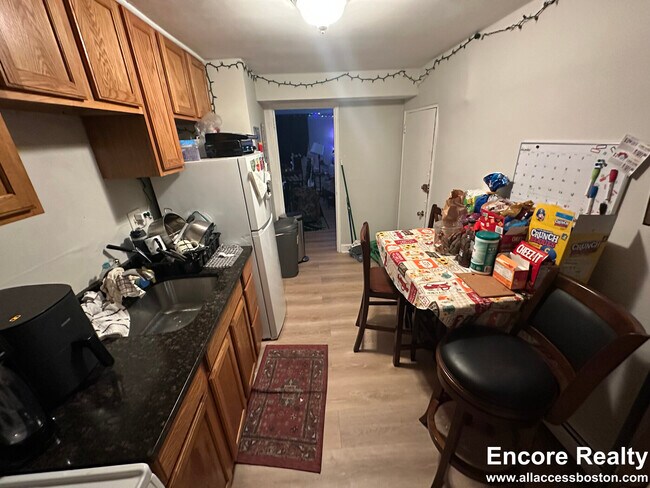 Photo - 69 Chiswick Rd Unidad 7