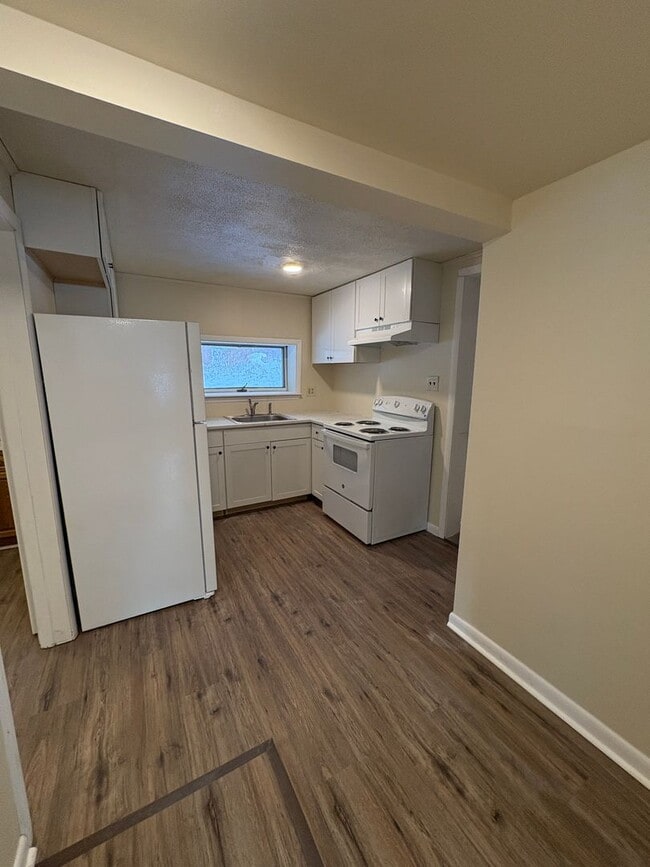 Photo - Large 3 bedroom house in Candensis!