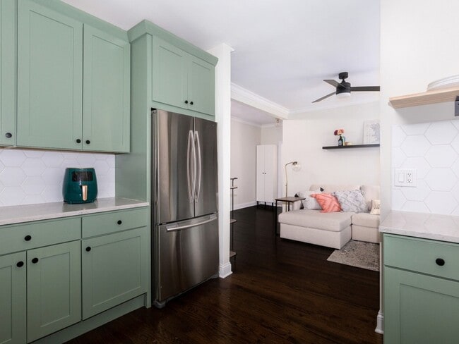 Photo - 1335 W Lunt Ave Unit 2J