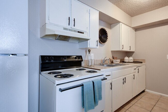 Photo - SOUTH PARK APARTMENTS Unit 408