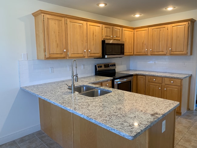 Photo - 702 Tunbridge Dr