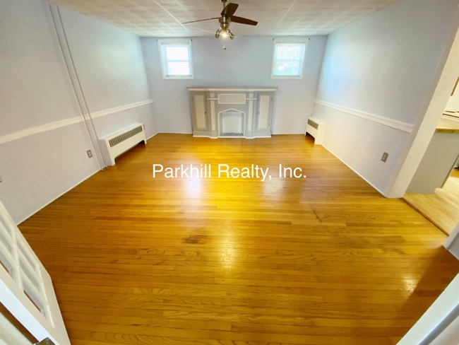 Photo - 641 George St