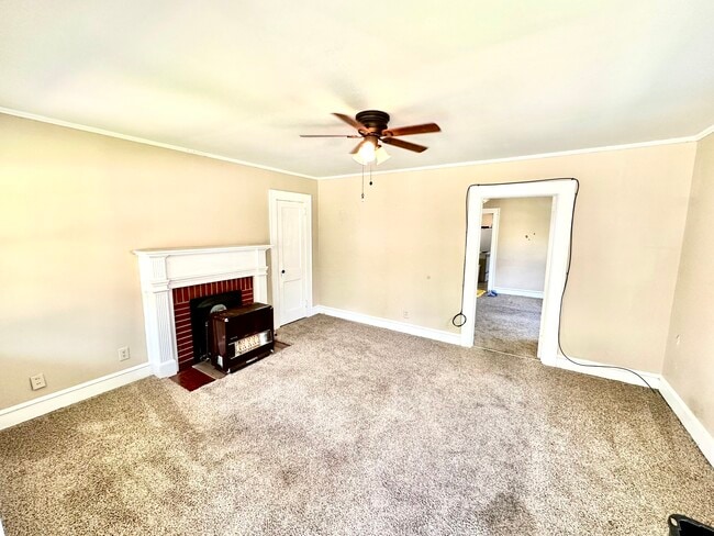 109 Brooks St